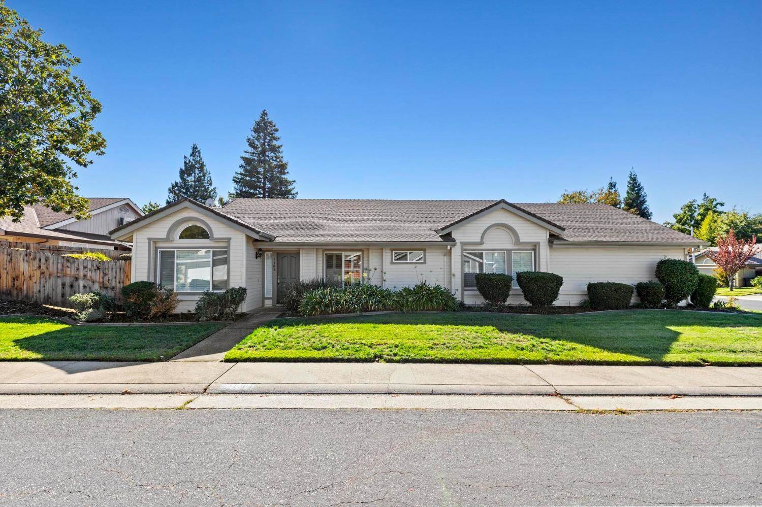 1301 Acacia Court, Roseville, CA 95661