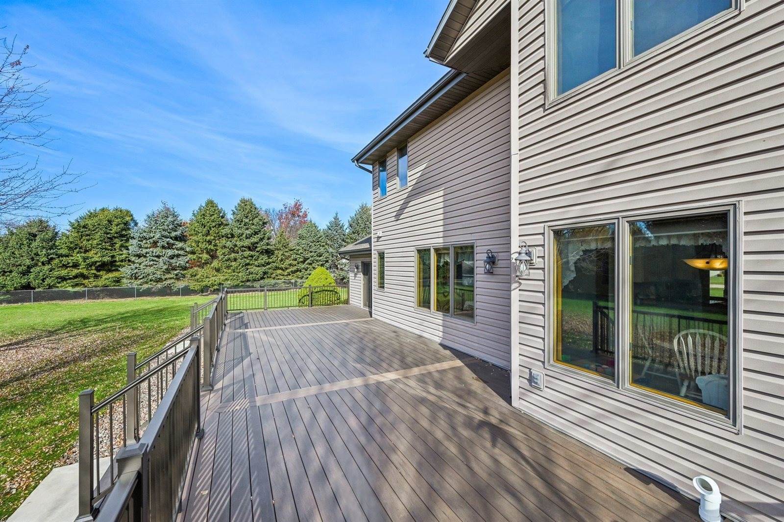 5837 North Violet View, Harmony, WI 53563