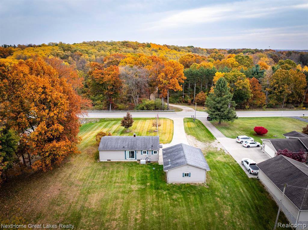 450 Grange Hall Road, Groveland Township, MI 48462