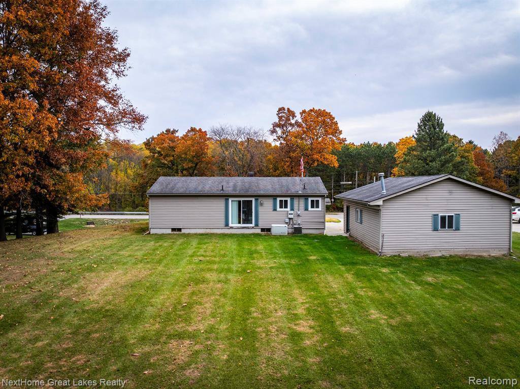 450 Grange Hall Road, Groveland Township, MI 48462