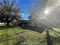 407 Victoria Street, Navasota, TX 77868