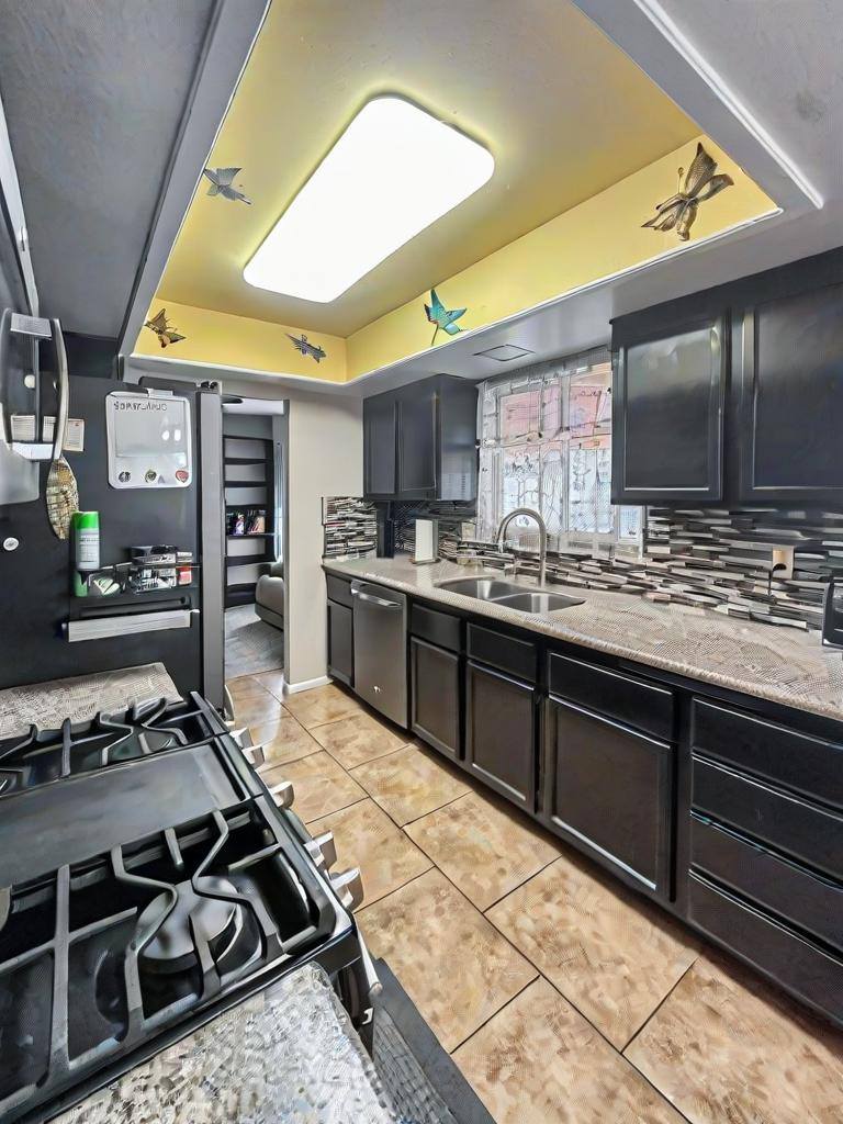 3245 Crystal Pool Drive, Las Vegas, NV 89117