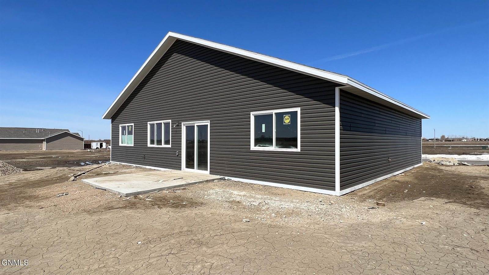 5865 Reily Road, Lincoln, ND 58504