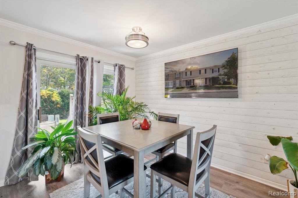 13365 Lake Point Boulevard, Van Buren Township, MI 48111