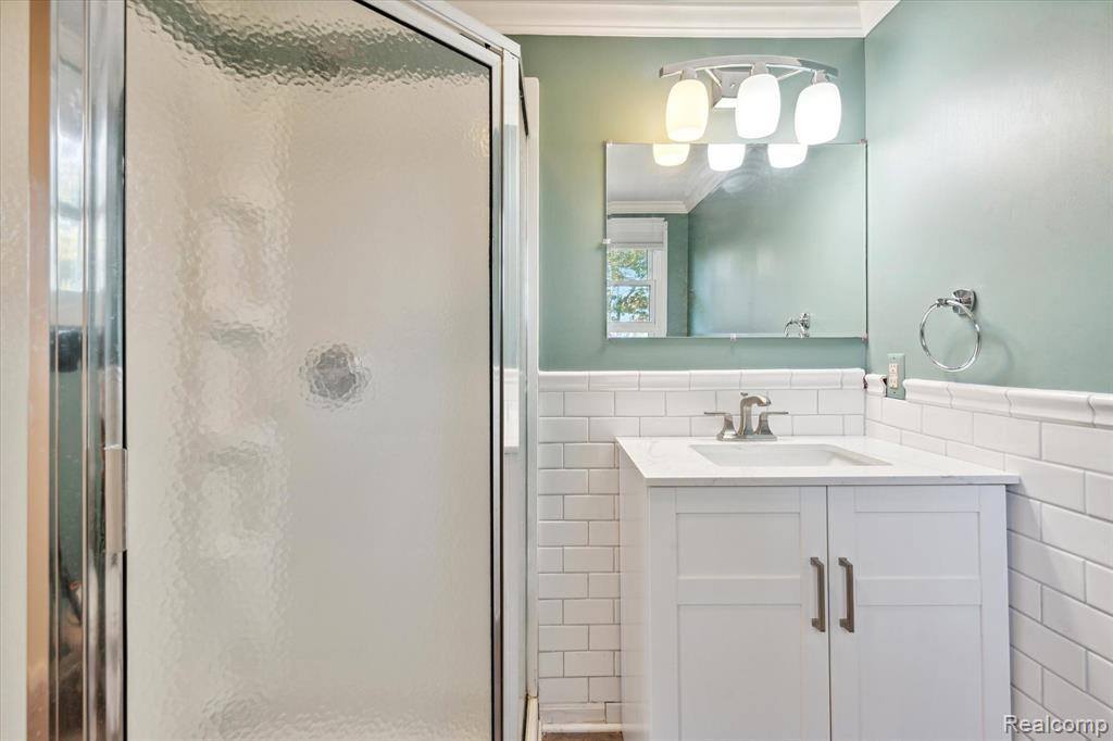 13365 Lake Point Boulevard, Van Buren Township, MI 48111