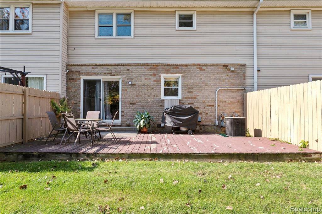 13365 Lake Point Boulevard, Van Buren Township, MI 48111