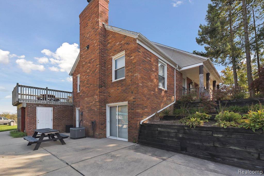 13365 Lake Point Boulevard, Van Buren Township, MI 48111