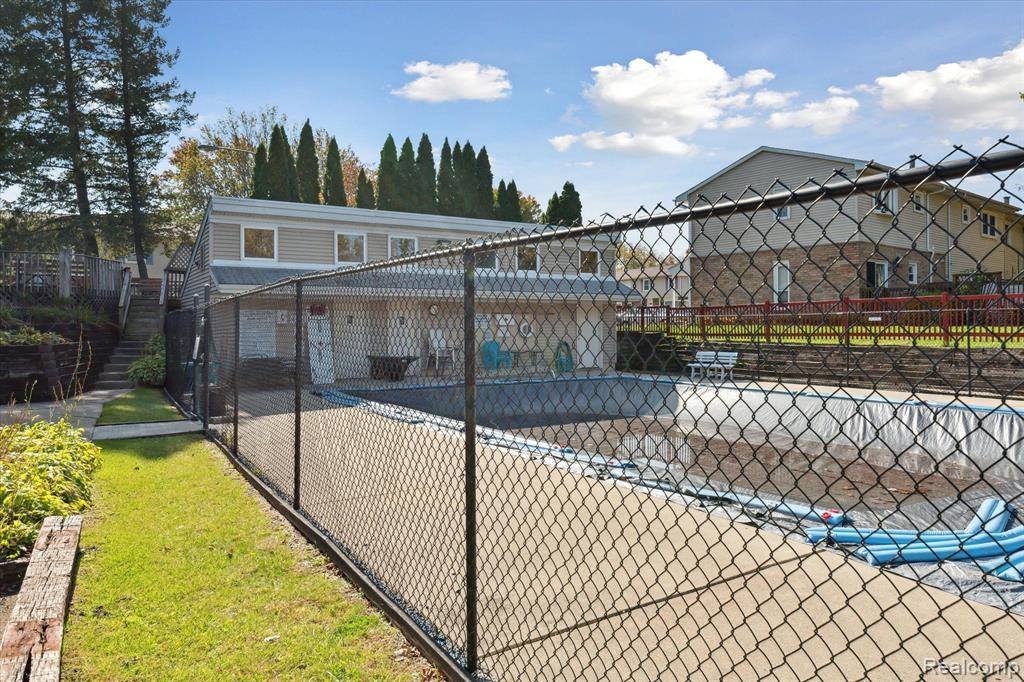 13365 Lake Point Boulevard, Van Buren Township, MI 48111