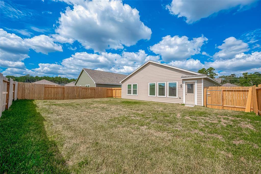 10131 Basil Beebalm Trl, Magnolia, TX 77354