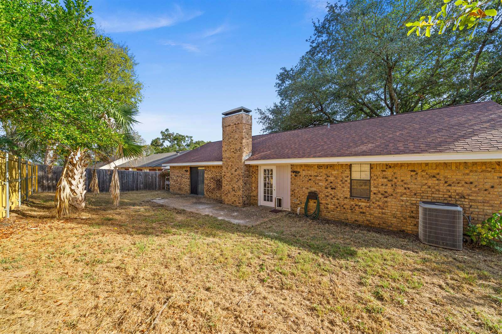 407 Shelly Dr, Whitehouse, TX 75791