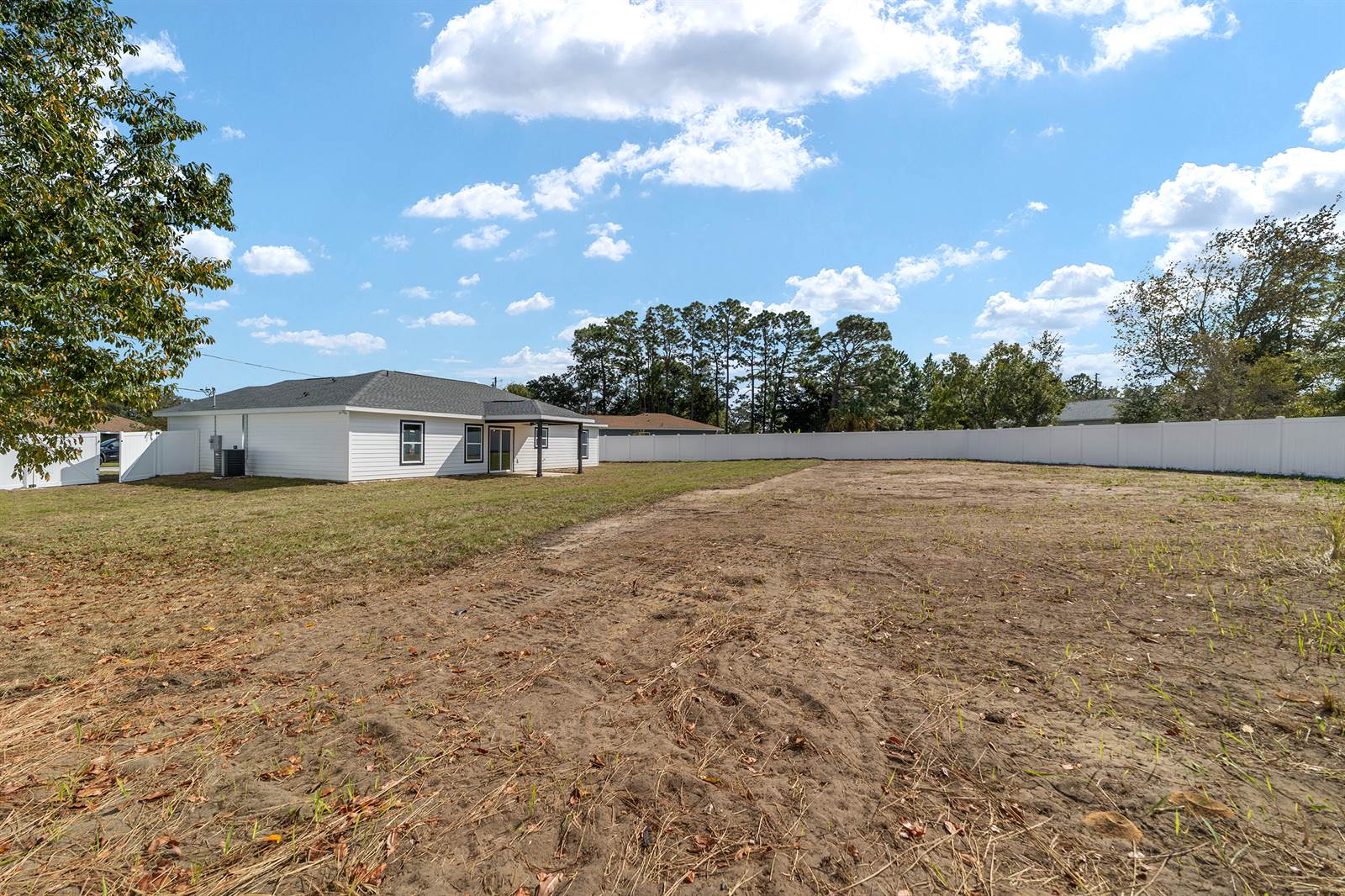 12 Pine Track Loop, Ocala, FL 34472