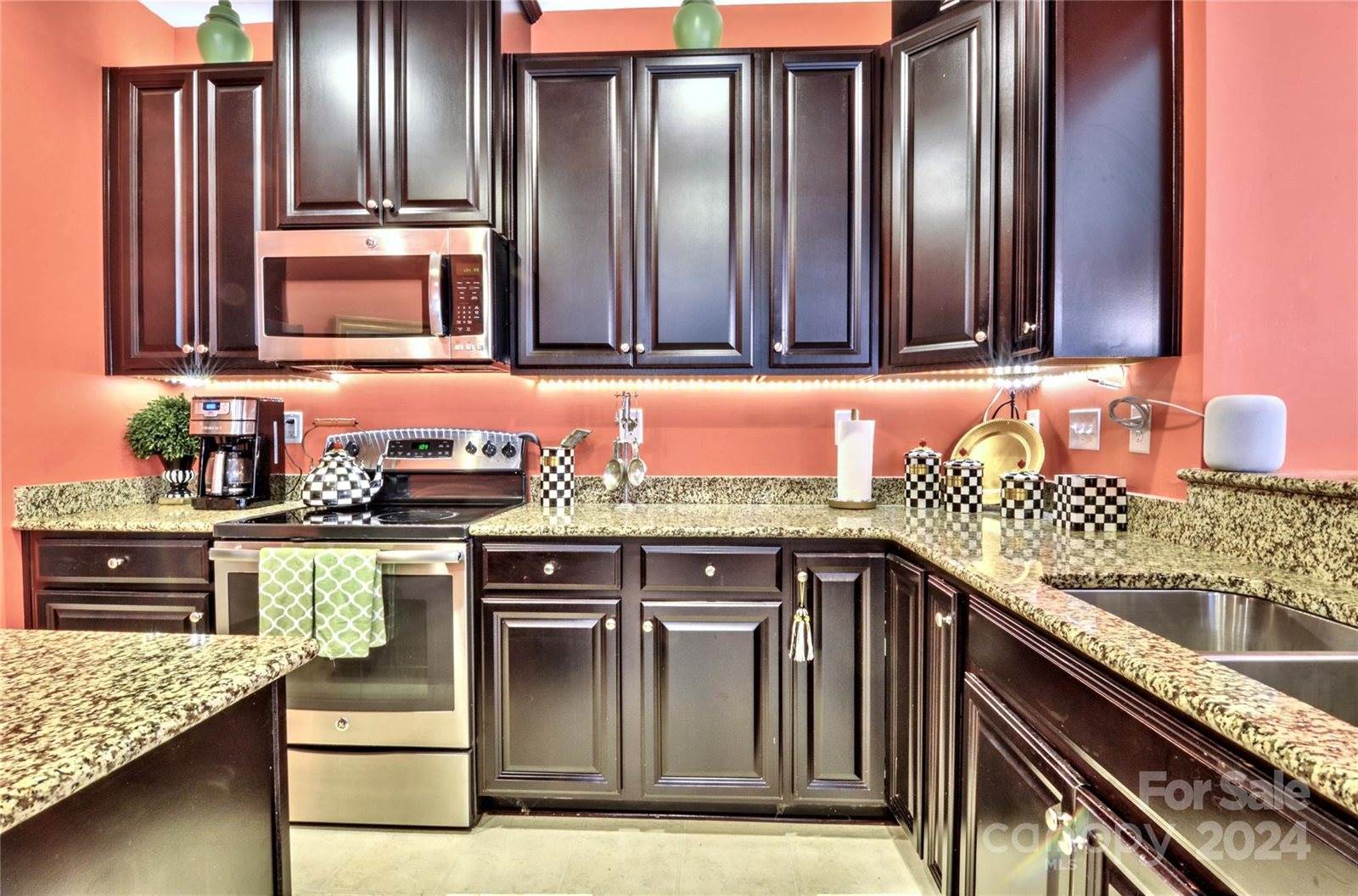 13014 Red Vulcan Court, Charlotte, NC 28213