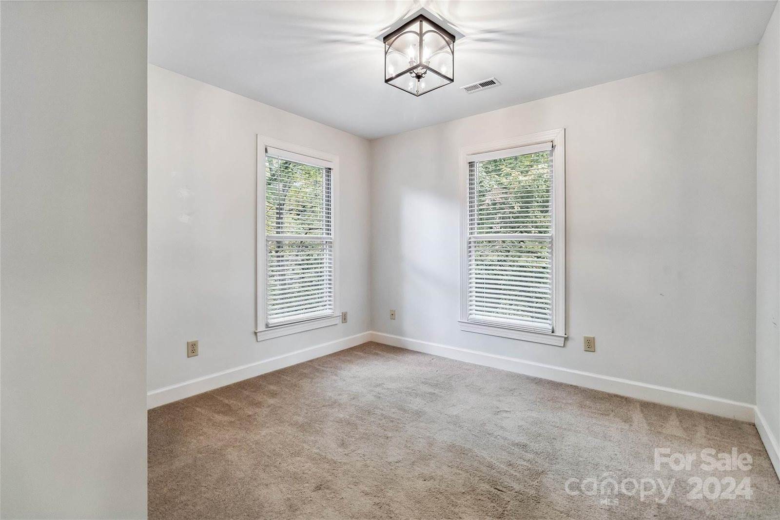 2410 Sharon Road, Charlotte, NC 28211