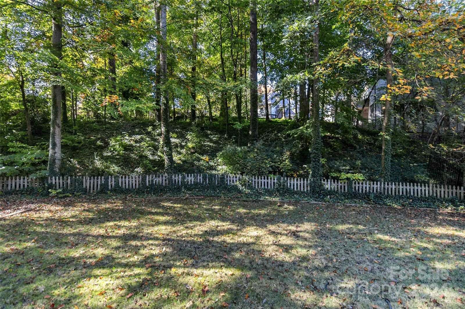 2410 Sharon Road, Charlotte, NC 28211