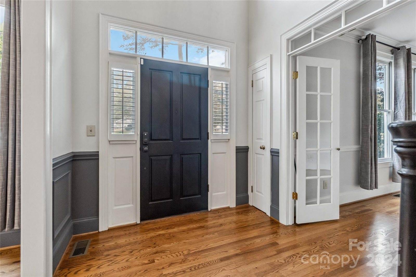 2410 Sharon Road, Charlotte, NC 28211