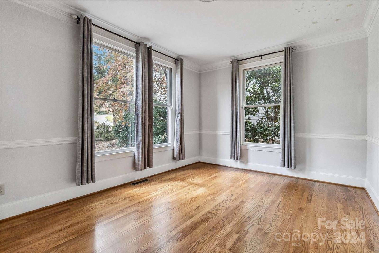 2410 Sharon Road, Charlotte, NC 28211