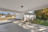 6812 Pine Grove Rd, Knoxville, TN 37914