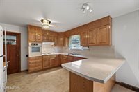 6812 Pine Grove Rd, Knoxville, TN 37914