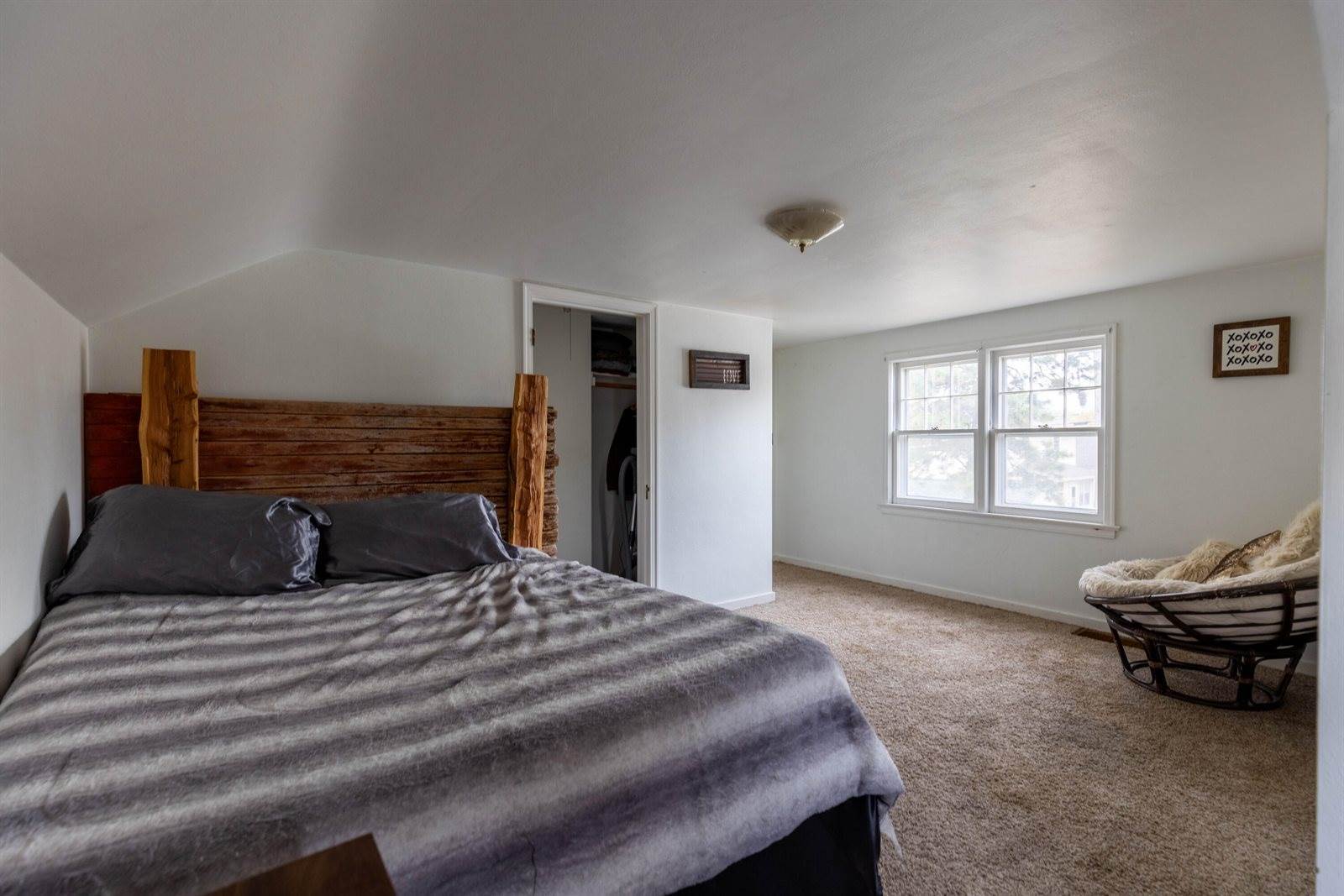 1911 Farnam St, La Crosse, WI 54601