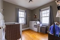 1911 Farnam St, La Crosse, WI 54601