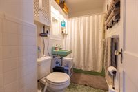 1911 Farnam St, La Crosse, WI 54601