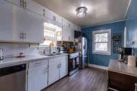 1911 Farnam St, La Crosse, WI 54601