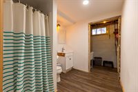 1911 Farnam St, La Crosse, WI 54601