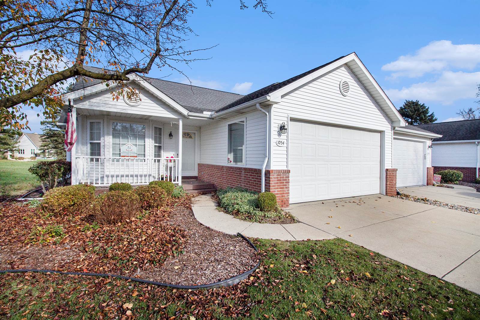 1054 Curzon Street, Howell, MI 48843