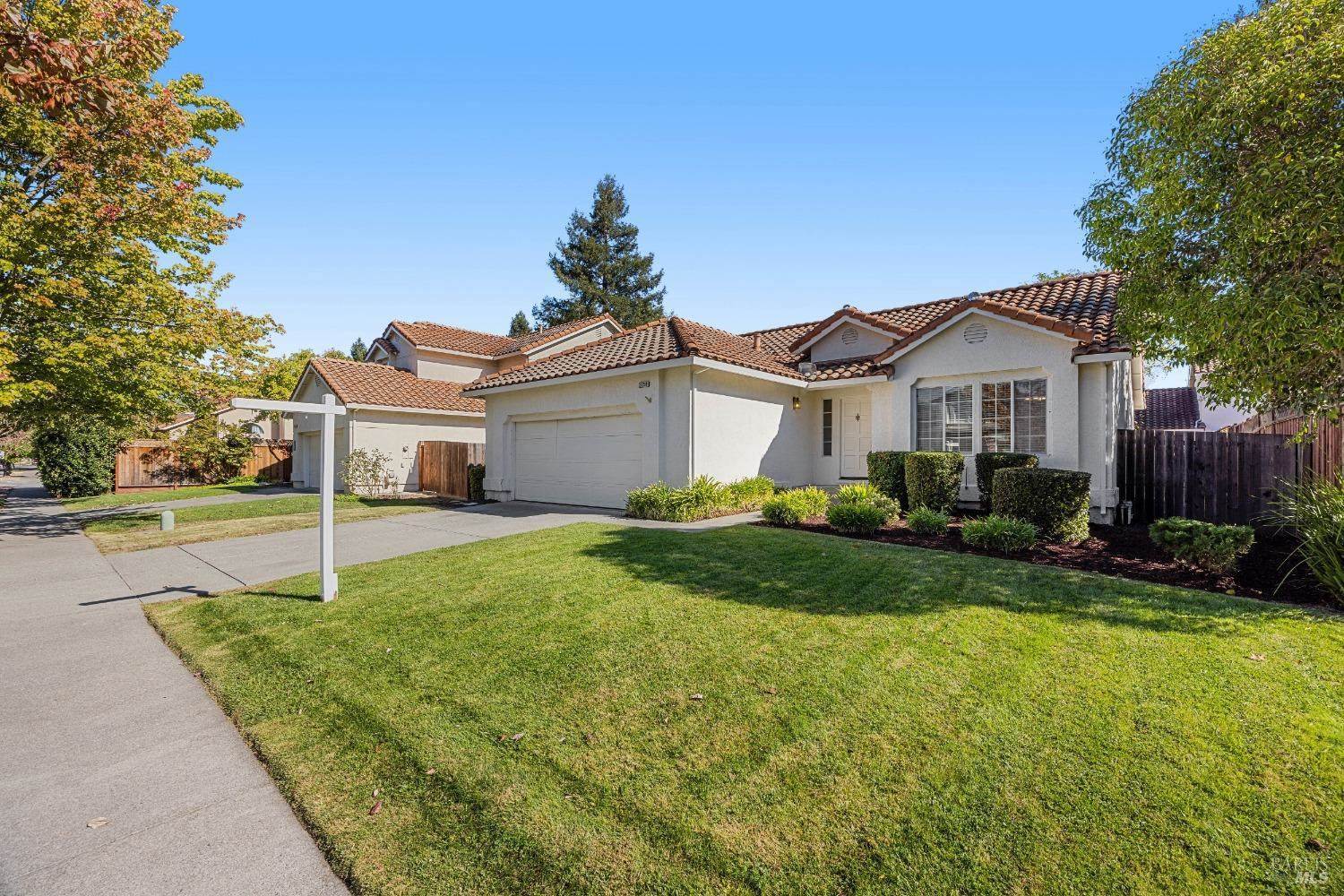 2158 Francisco Avenue, Santa Rosa, CA 95403