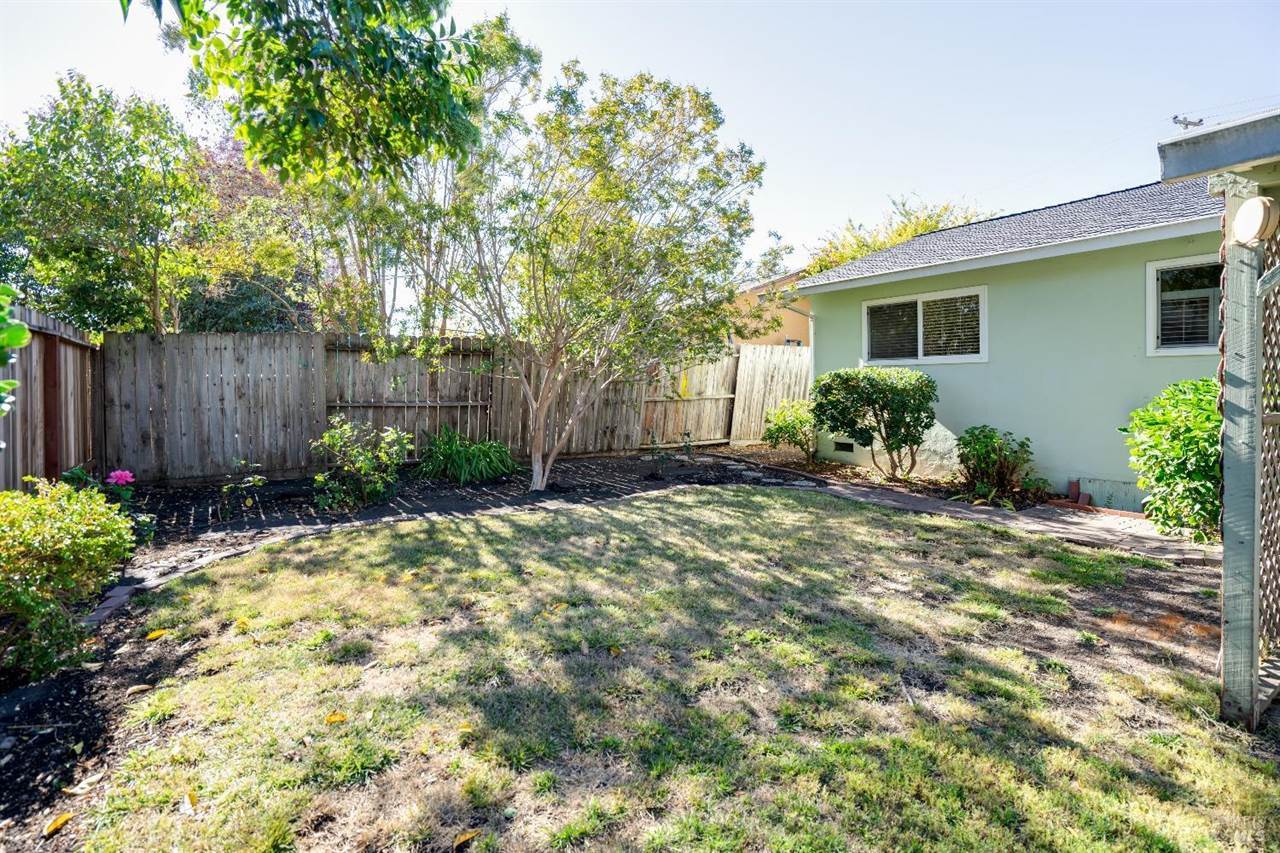 505 Arlen Drive, Rohnert Park, CA 94928