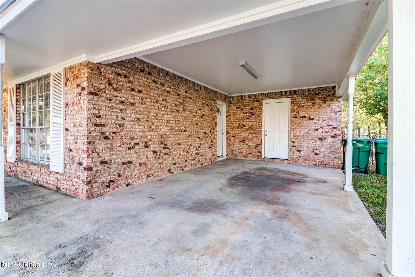 2708 East Angela Circle, Gulfport, MS 39503