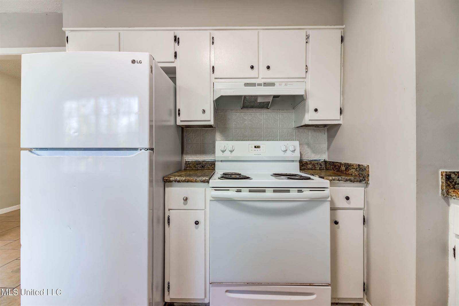 2708 East Angela Circle, Gulfport, MS 39503