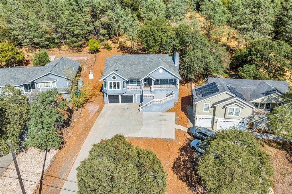 18700 Oak Grove Road, Hidden Valley Lake, CA 95467