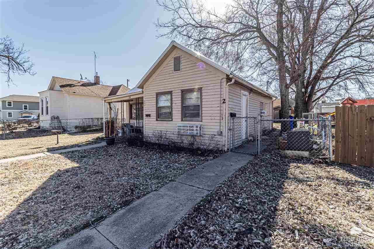 331 West 7th Street, Junction City, KS 66441