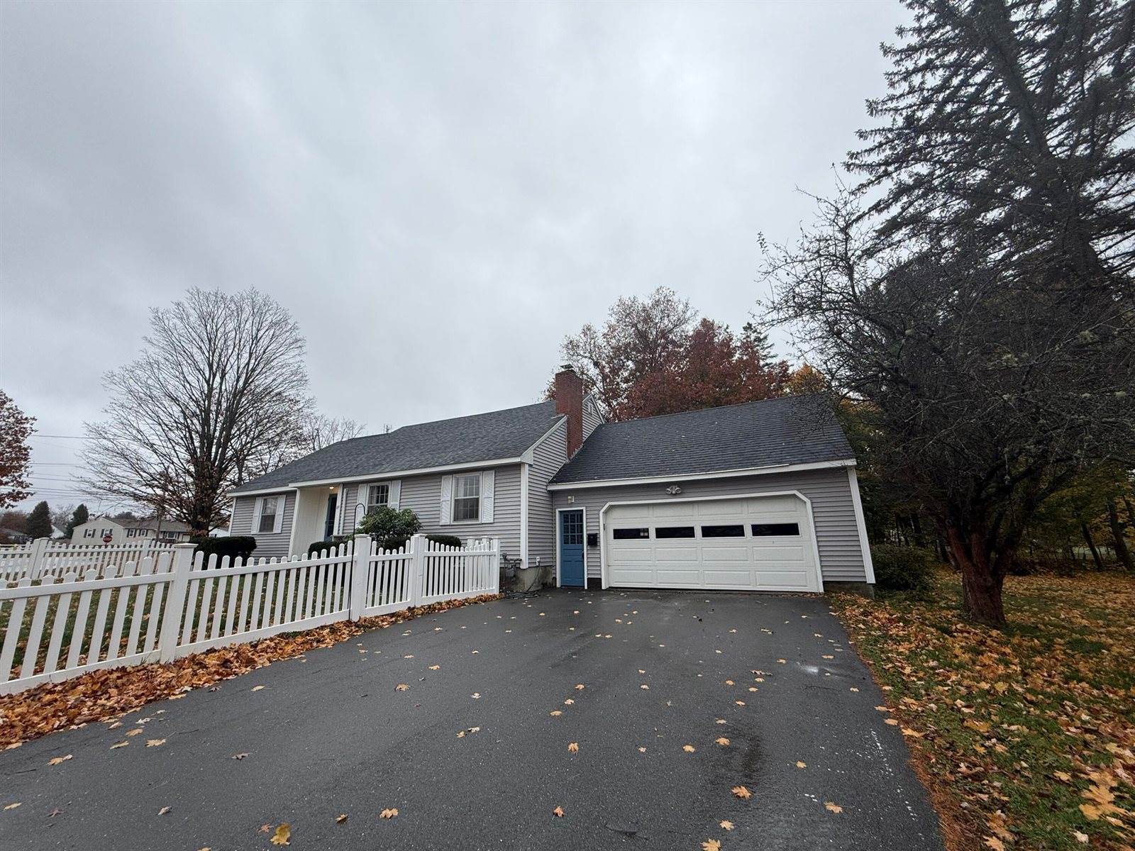 69 Edgewood Drive, Brewer, ME 04412