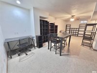 319 3RD Avenue, Hampton, IL 61256