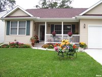 319 3RD Avenue, Hampton, IL 61256