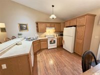 319 3RD Avenue, Hampton, IL 61256