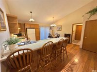 319 3RD Avenue, Hampton, IL 61256