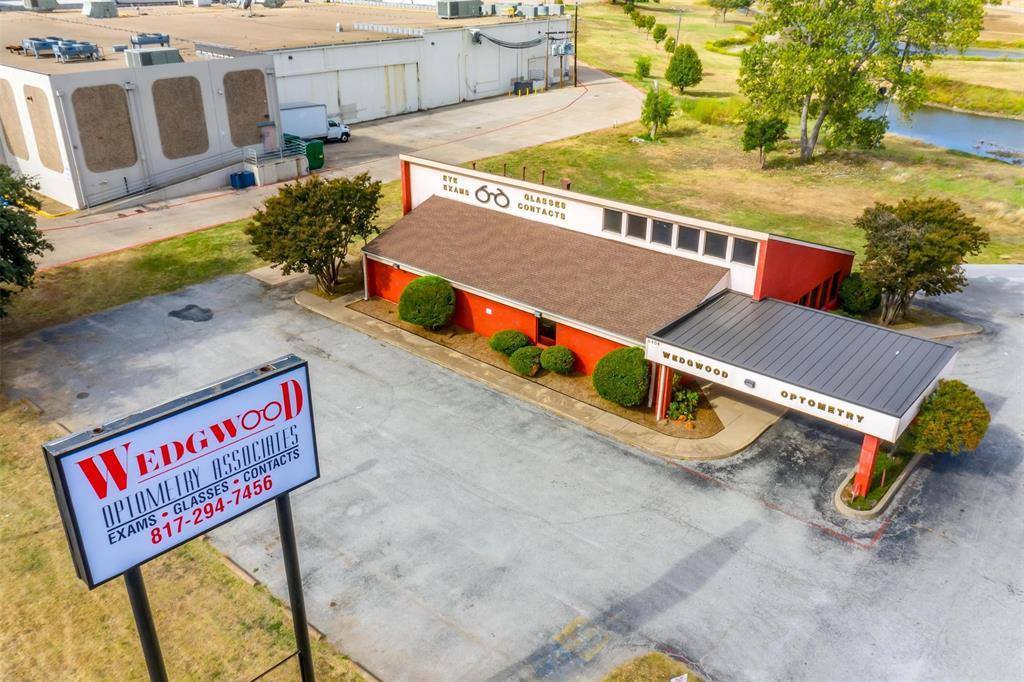 6404 Mccart Avenue, Fort Worth, TX 76133