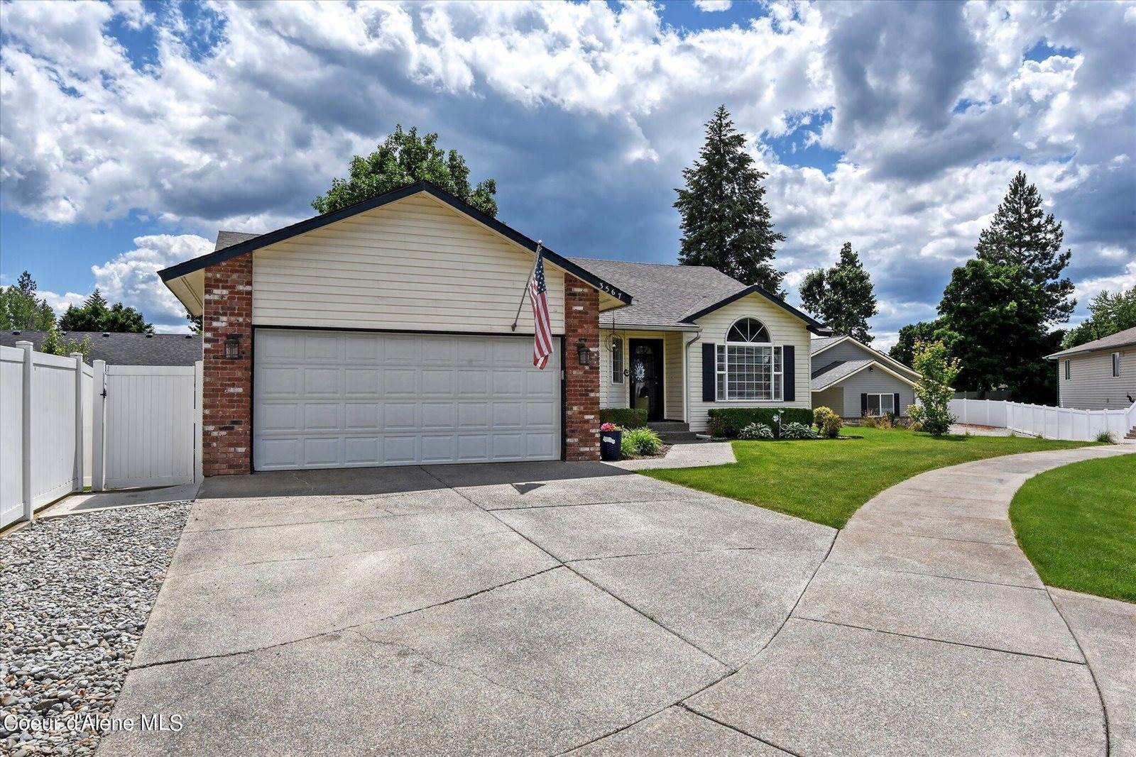 3567 North Shadow Ct, Coeur d'Alene, ID 83815