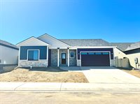 3350 Kestrel Loop, Montrose, CO 81401