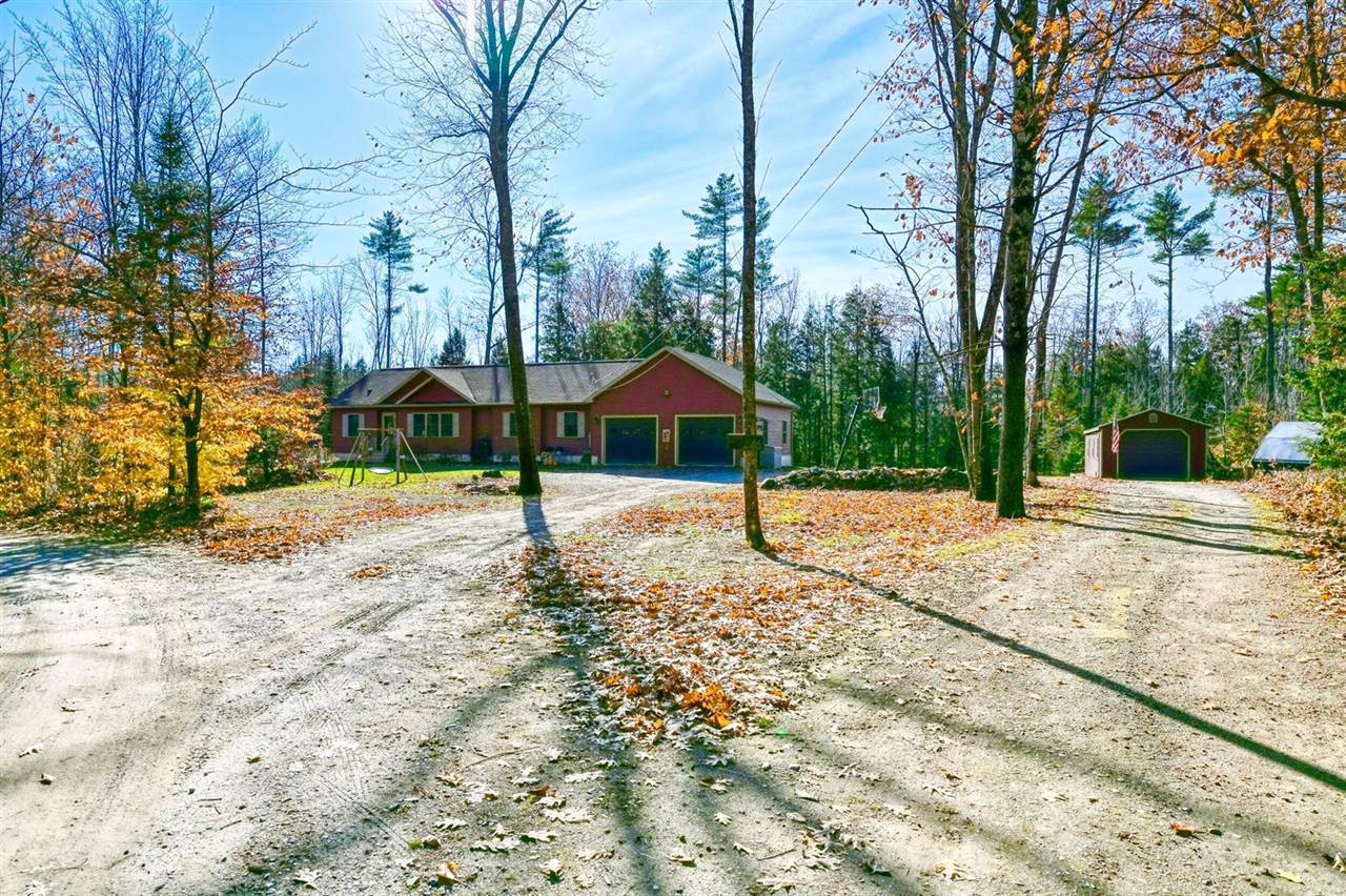 46 Woodland Drive, West Gardiner, ME 04345