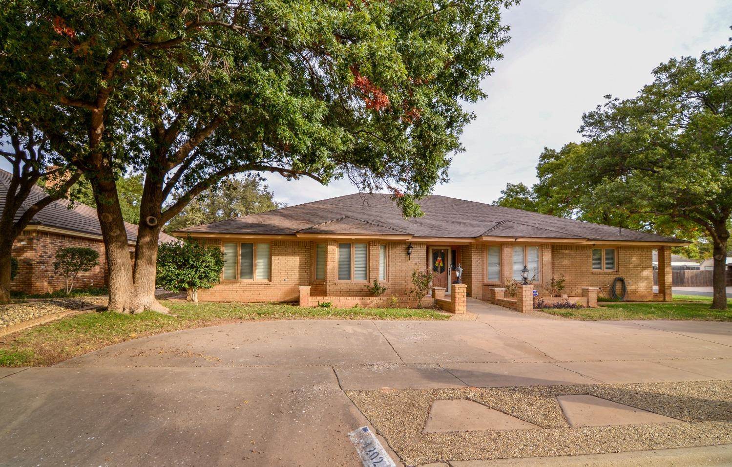 4202 93rd, Lubbock, TX 79423