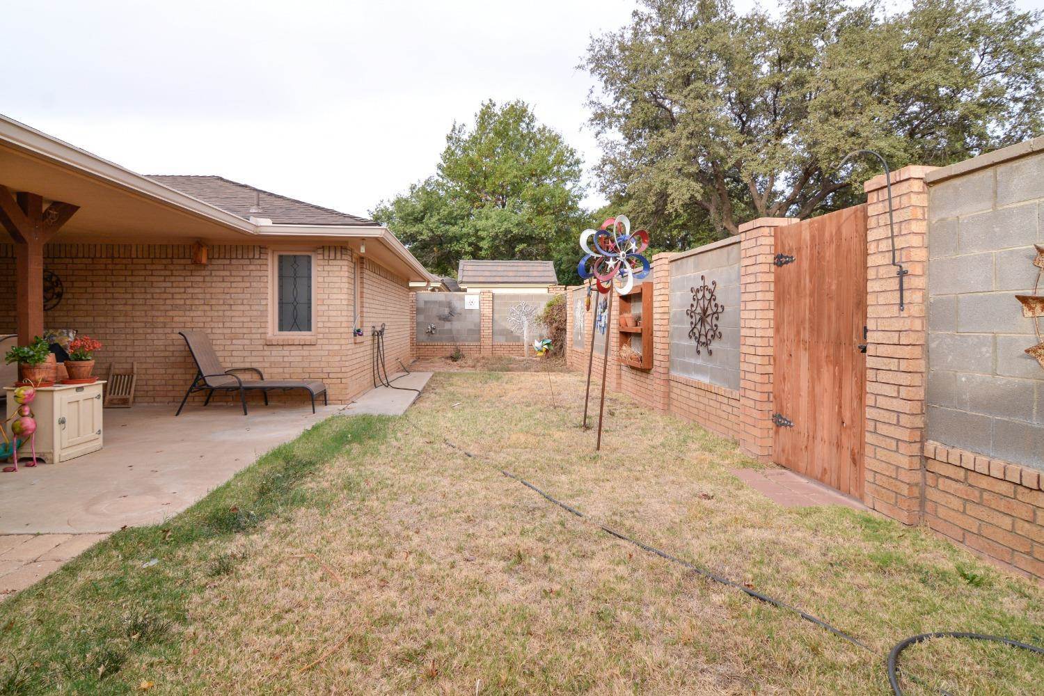 4202 93rd, Lubbock, TX 79423