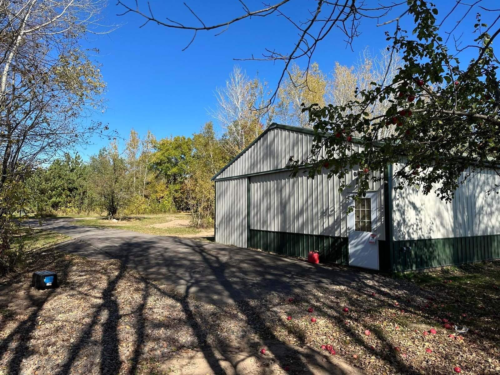 6976 Michalski Road, Sturgeon Lake, MN 55783