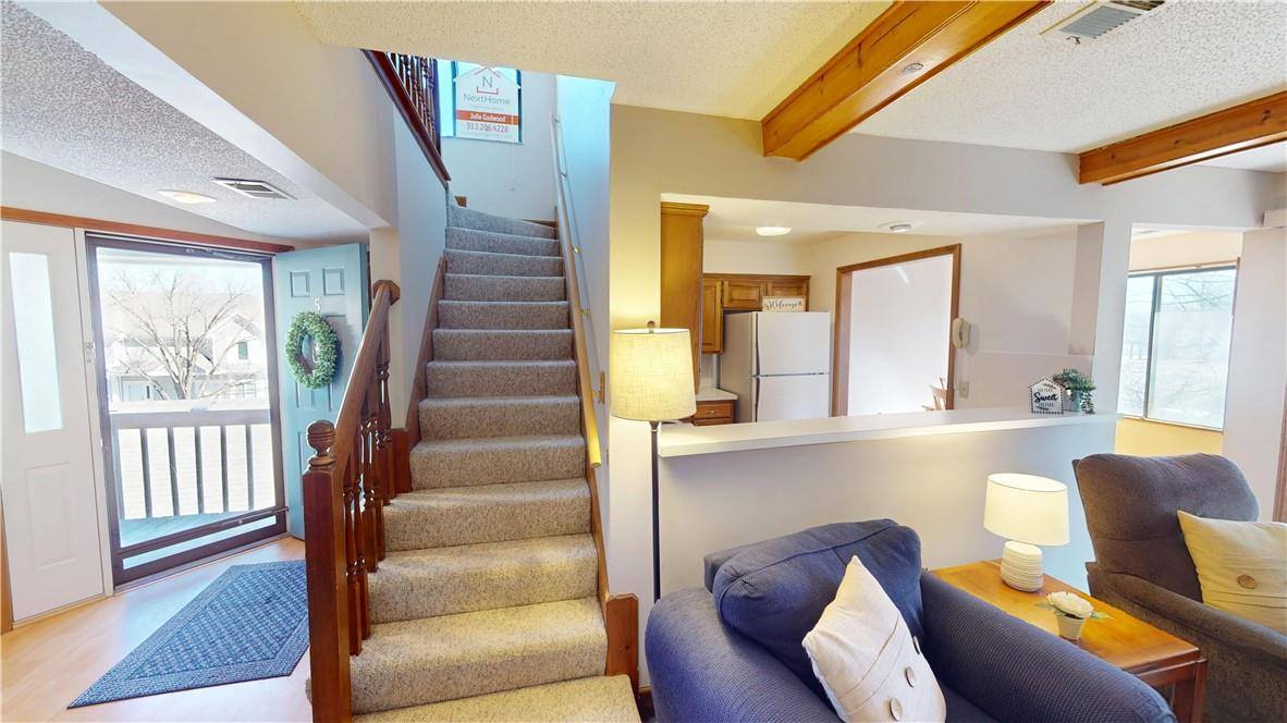 13821 W. 58th Terrace Unit #5, Shawnee, KS 66216