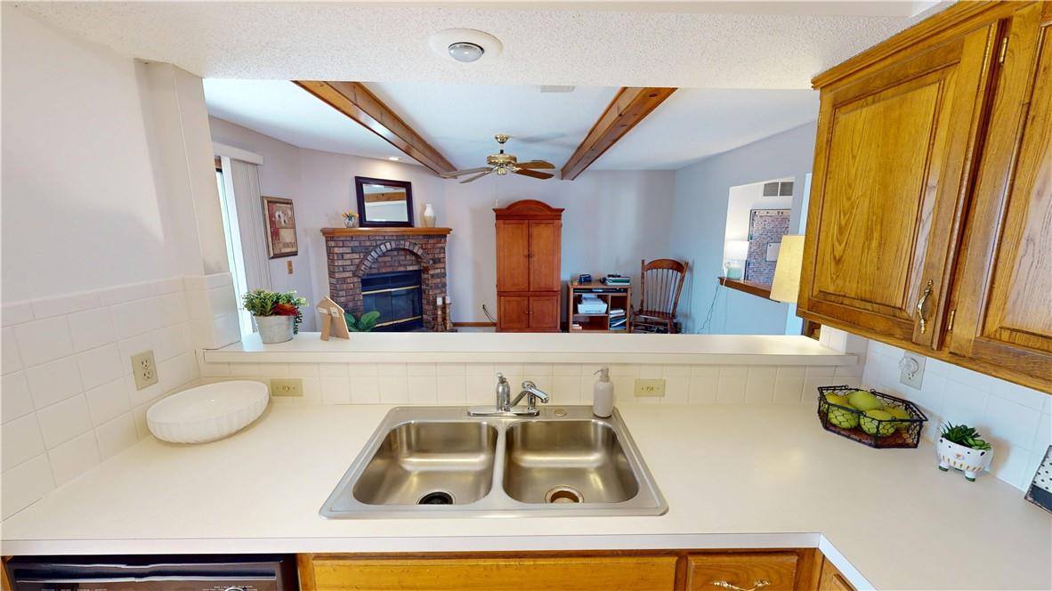 13821 W. 58th Terrace Unit #5, Shawnee, KS 66216