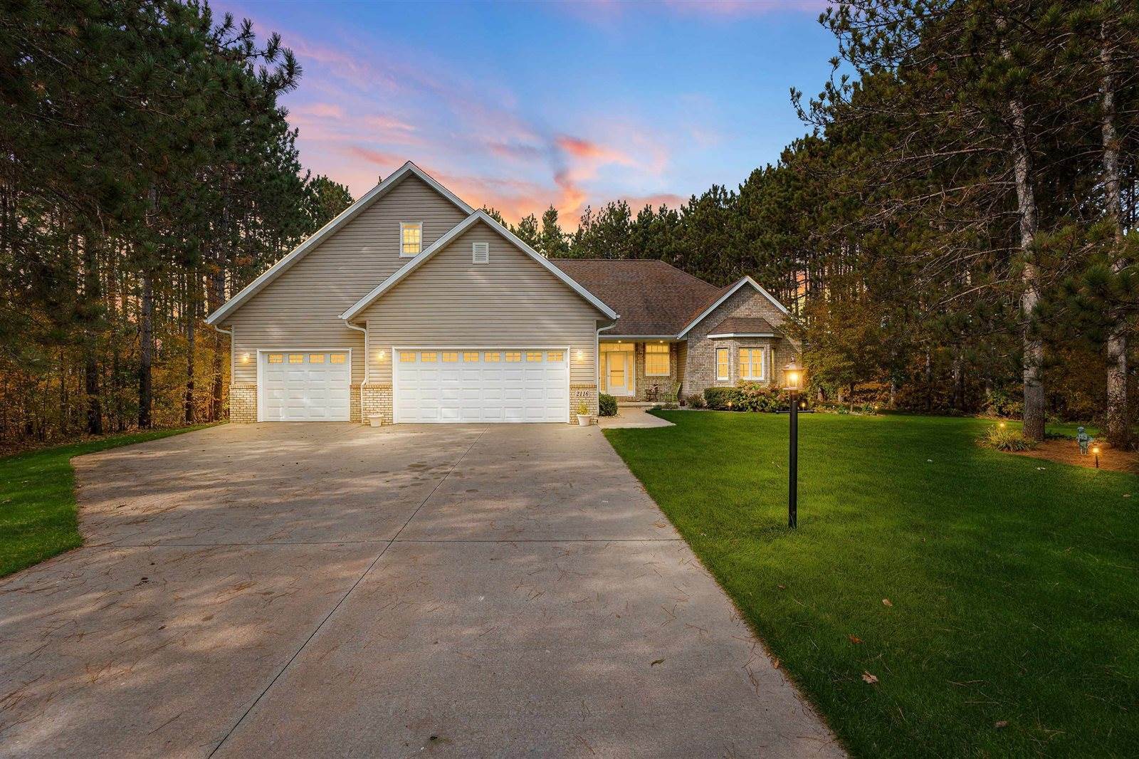 2116 Ironwood Avenue, Stevens Point, WI 54482