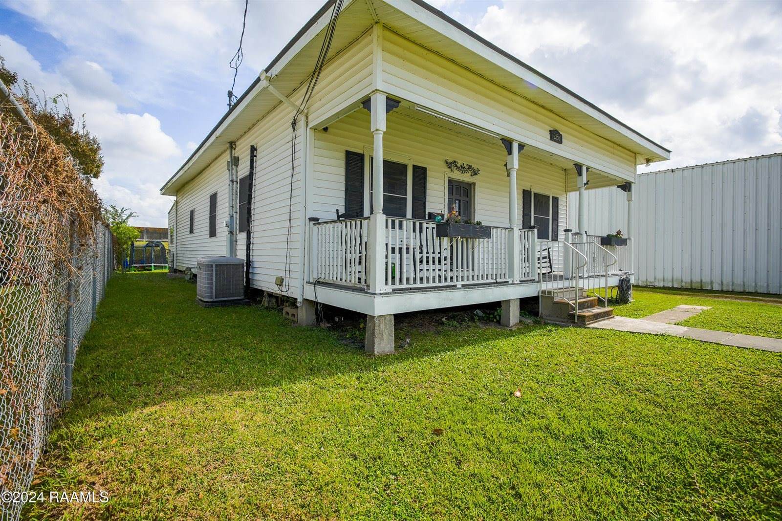 2850 1st Street, Berwick, LA 70342